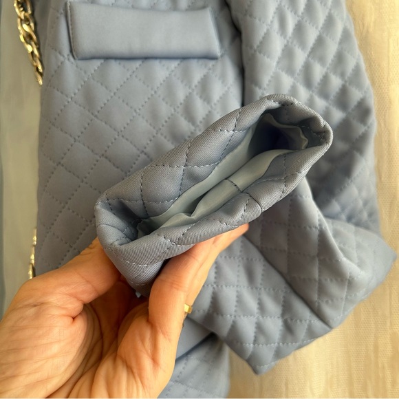 Light Blue croped Quilted Jacket by Poise, made in Italy - Picture 4 of 9